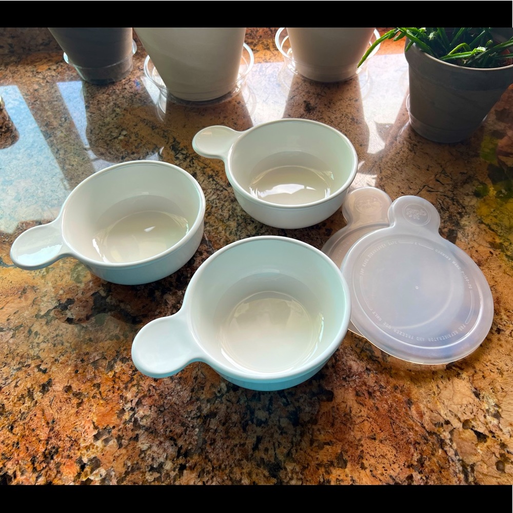 Vintage Set of 3 Corning Ware Grab It Bowls With Lids
